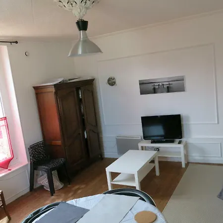 34 Rue Herve Leguillon *